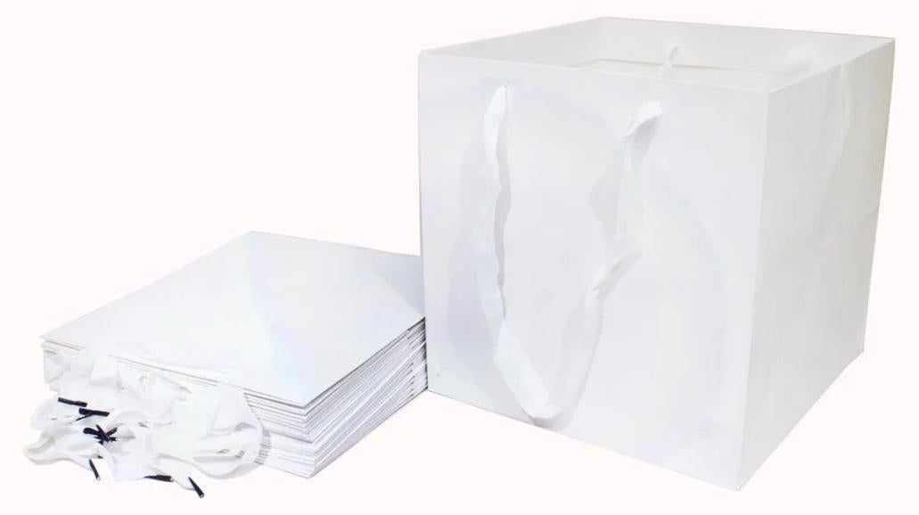 طقم أكياس هدايا مربعة أبيض مكون من 6 قطعة 25x25x25 سم